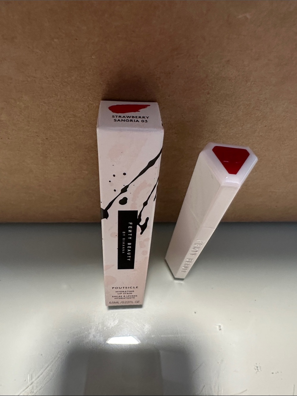 Fenty Beauty Poutsicle Lip Oil Tint - Strawberry Sangria 03